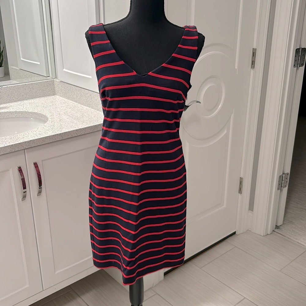 Vintage Banana Republic Navy and Red V neck summer dress Size 2